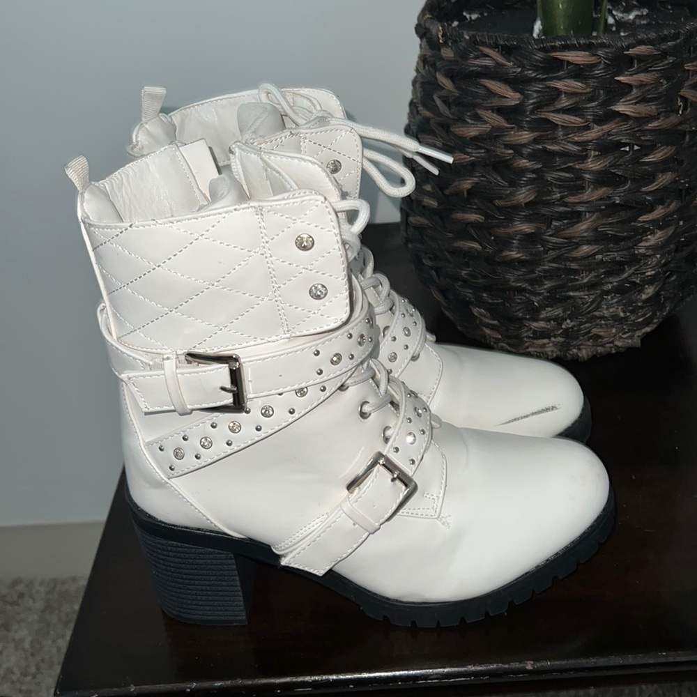 Cute boots